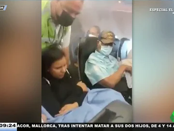 Una mujer da a luz en pleno vuelo: el avión aterrizó de emergencia en Cancún tras el parto