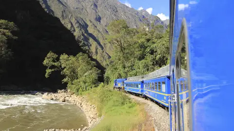 Tren a Machu Picchu Tren a Machu Picchu