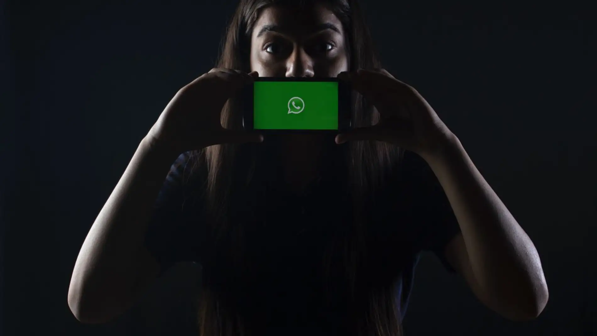 Cuidado con el mensaje bomba de WhatsApp para Android que bloquea la aplicación Cuidado con el mensaje bomba de WhatsApp para Android que bloquea la aplicación