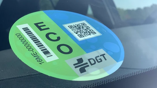 Facua alerta de una web que simular ser la DGT para cobrar más por el distintivo ambiental Facua alerta de una web que simular ser la DGT para cobrar más por el distintivo ambiental