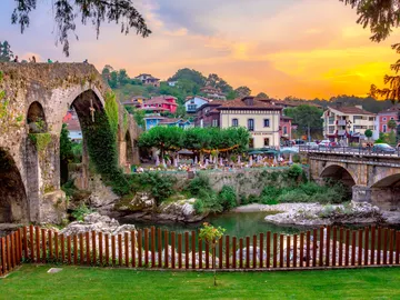 Cangas de Onís, Asturias Cangas de Onís, Asturias