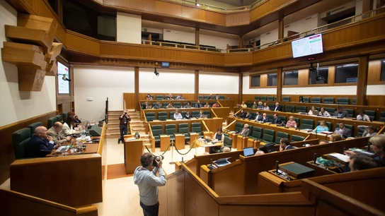 Pleno del Parlamento Vasco, en Vitoria-Gasteiz. Pleno del Parlamento Vasco, en Vitoria-Gasteiz.