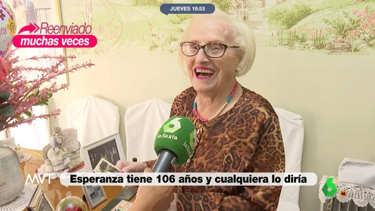 Partidas de cartas y muñeiras: los 'secretos de longevidad' de Esperanza para llegar con buena salud a los 106 años Más Vale Tarde acompaña a Esperanza, una orensana de 106 años, en su día a día desde que se maquilla, sube con agilidad al autobús y 'hace trampas' en la partida de cartas con las amigas. Además, le sobra energía para bailar una muñeira.