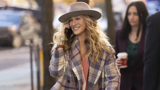 Sarah Jessica Parker como Carrie, en una escena de la temporada 2 de 'And just like that'. Sarah Jessica Parker como Carrie, en una escena de la temporada 2 de 'And just like that'.