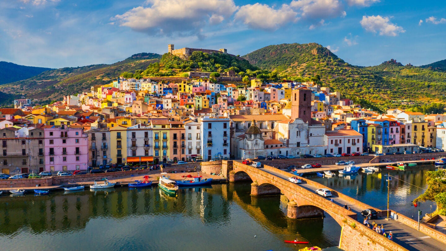 Cerde&ntilde;a, Italia