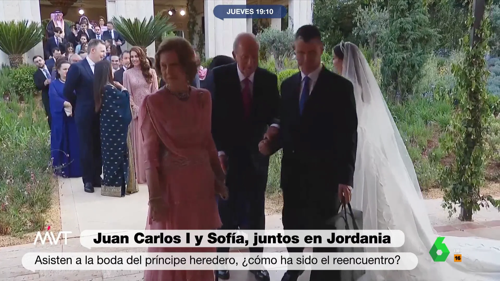 El muro invisible entre Juan Carlos I y Sofía: los gestos más sorprendentes durante su reencuentro en Jordania