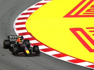 Max Verstappen lidera los libres en Barcelona Max Verstappen lidera los libres en Barcelona