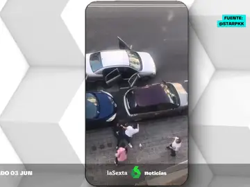 Los dueños de un bazar, a golpes y paraguazos en plena calle con unos presuntos ladrones