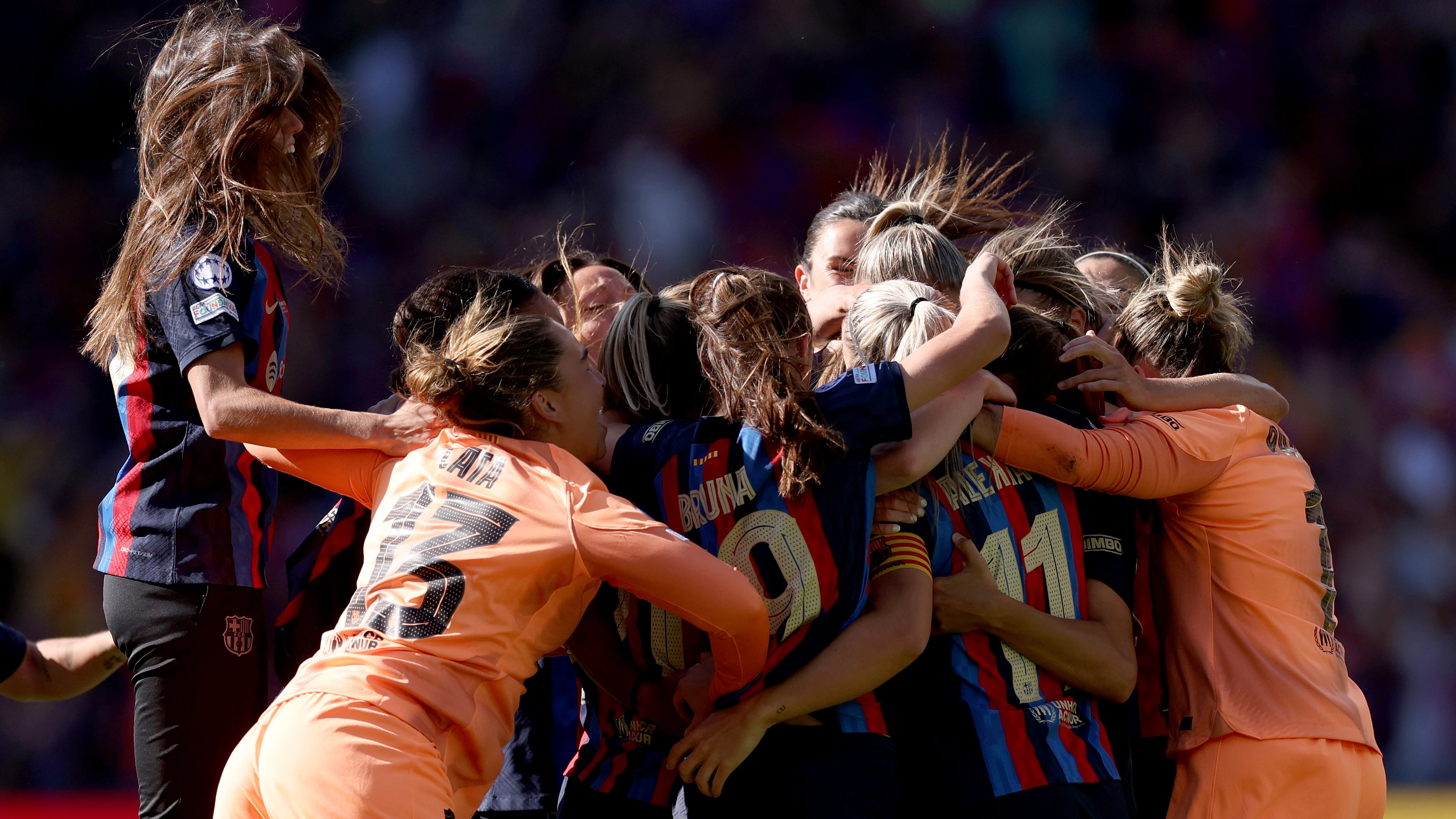 El Barça femenino se proclama campeón de la Champions tras remontar al Wolfsburgo