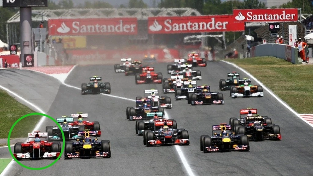 Salida del GP de España 2011.