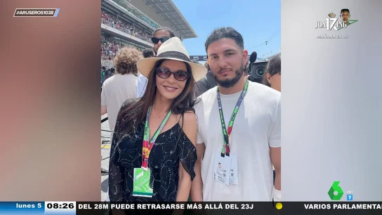 Omar Montes con Catherine Zeta-Jones y otros sorprendentes 'crossovers' de famosos en el GP de España de Fórmula 1 Omar Montes con Catherine Zeta-Jones y otros sorprendentes 'crossovers' de famosos en el GP de España de Fórmula 1