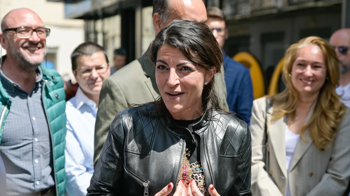 La fundadora de la nueva formación política Caminando Juntos, y presidenta de la Fundación Igualdad Iberoamericana, Macarena Olona. La fundadora de la nueva formación política Caminando Juntos, y presidenta de la Fundación Igualdad Iberoamericana, Macarena Olona.