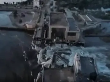 Captura de un video de la presa destruida