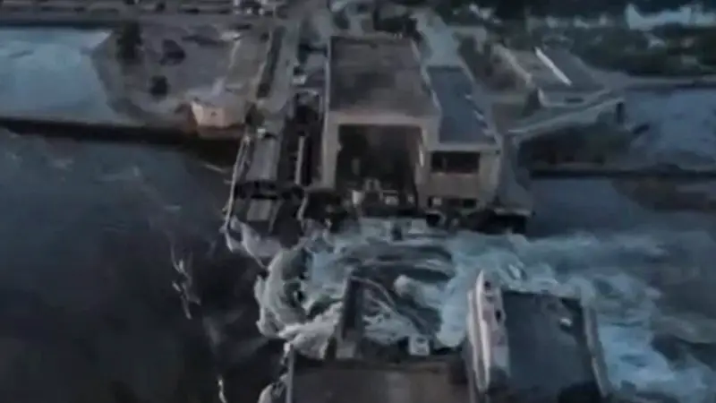 Captura de un video de la presa destruida