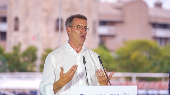 El presidente del PP, Alberto N&uacute;&ntilde;ez Feij&oacute;o, durante su intervenci&oacute;n en la reuni&oacute;n de la Junta Directiva Regional del PP-A en Sevilla