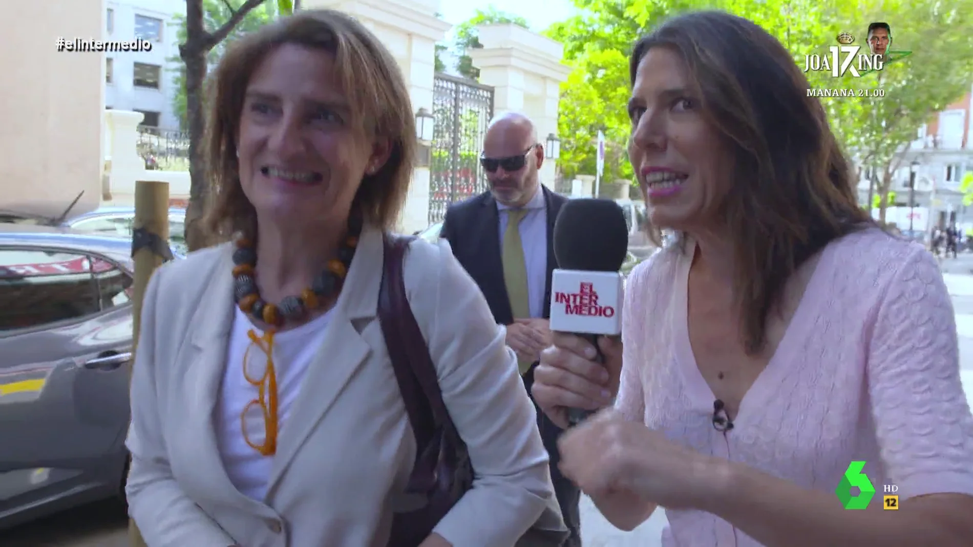 Teresa Ribera responde a la derecha: "Decir 'Sánchez o España' es profundamente antidemocrático" 