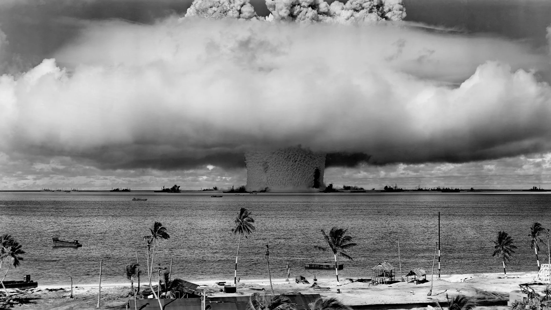 Una imagen del momento en el que explota una bomba nuclear