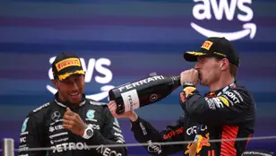 Lewis Hamilton y Max Verstappen