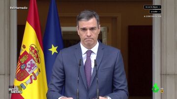 Vídeo manipulado - Pedro Sánchez convoca a la prensa en La Moncloa para deleitarles con su canto