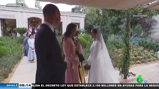 El gesto viral del príncipe Guillermo a Kate Middlenton para que "aligere" en la boda real de Jordania El gesto viral del príncipe Guillermo a Kate Middlenton para que "aligere" en la boda real de Jordania