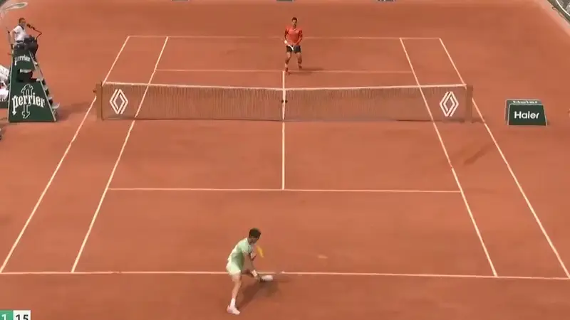  ¡Ver para creer! El increíble punto de Alcaraz en semifinales de Roland Garros
