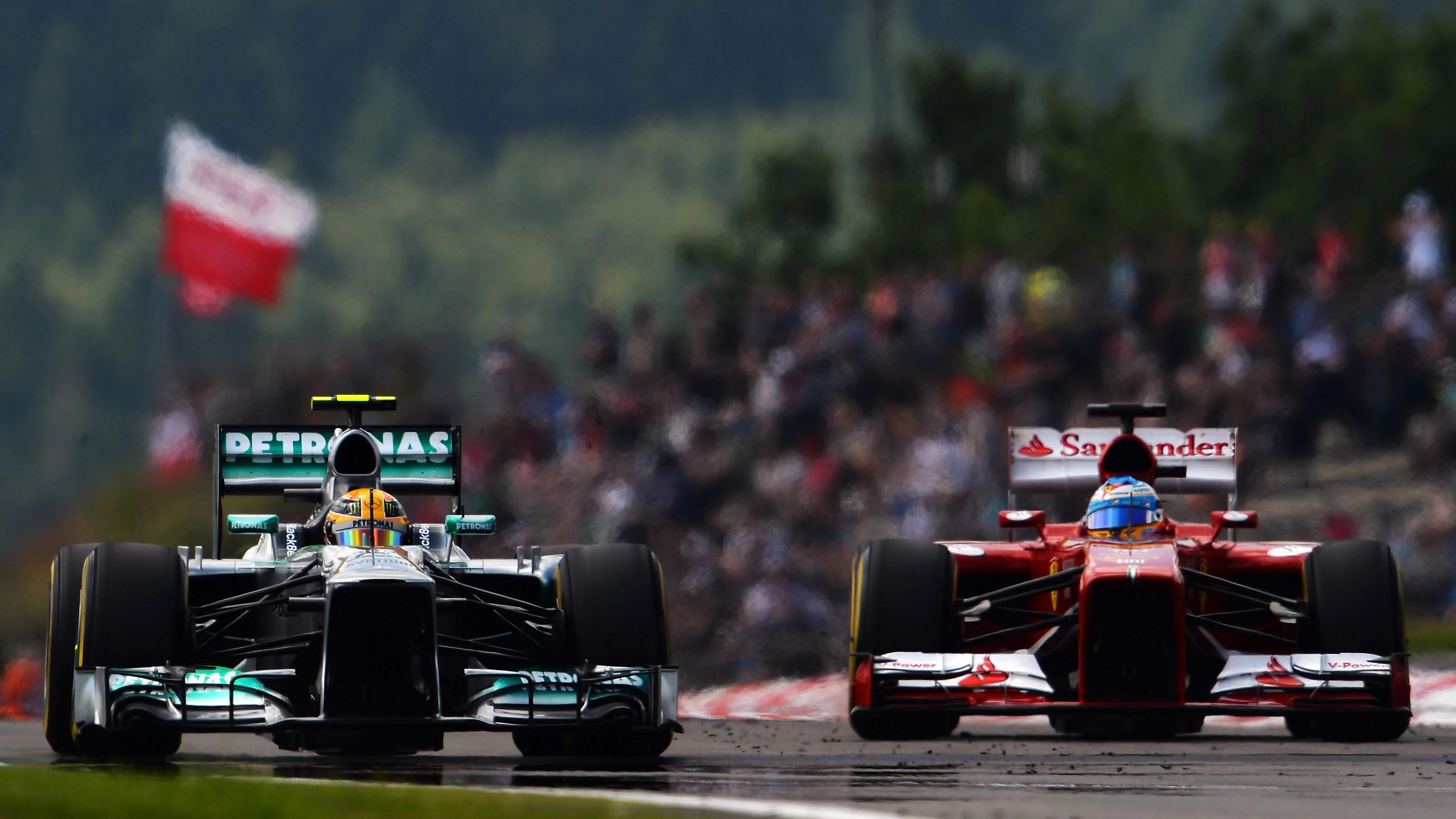 Fernando Alonso y Lewis Hamilton en 2013