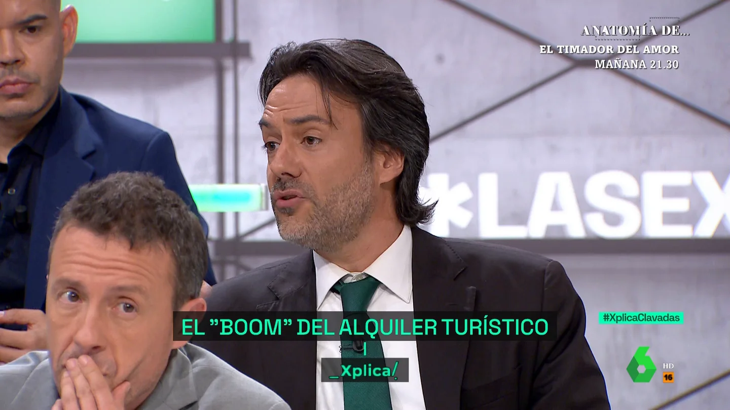 "La gente va a dormir en el coche": la advertencia de Luis Garvía sobre el auge del alquiler turístico que convierte ciudades en "parques temáticos" "La gente va a dormir en el coche": la advertencia de Luis Garvía sobre el auge del alquiler turístico que convierte ciudades en "parques temáticos"