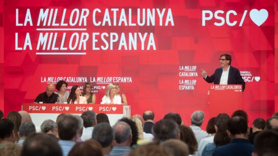 El PSOE advierte de que la convivencia est&aacute; en juego mientras que Feij&oacute;o se ve ganador y cuestiona los debates