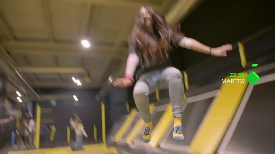 Hoy, en El Jefe Infiltrado, la jefa de Flipajump se enfrenta a la 'mala digestión' de un cliente en pleno frenesí de saltos Hoy, en El Jefe Infiltrado, la jefa de Flipajump se enfrenta a la 'mala digestión' de un cliente en pleno frenesí de saltos