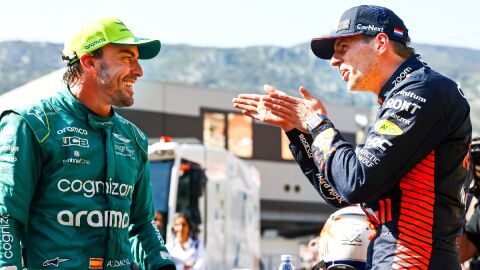 Fernando Alonso y Max Verstappen en el GP de Mónaco