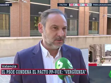 Ábalos ve &quot;con horror&quot; el pacto entre PP y Vox en Valencia: &quot;Se ha hecho un paripé&quot;
