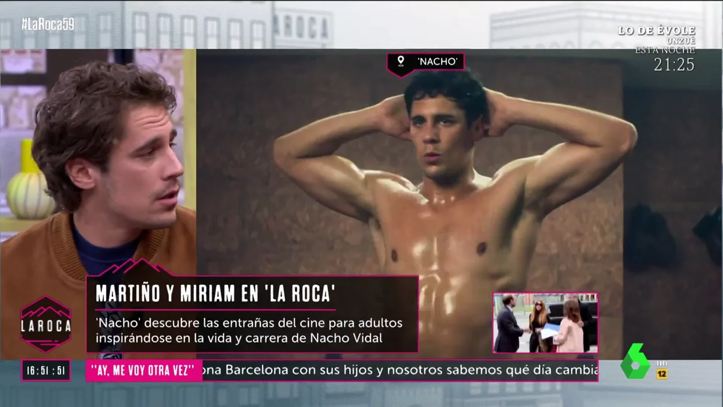 "A los 12 años ya casi había visto toda la filmografía de Nacho Vidal": Martiño Rivas desvela cómo se preparó para interpretar al actor porno "A los 12 años ya casi había visto toda la filmografía de Nacho Vidal": Martiño Rivas desvela cómo se preparó para interpretar al actor porno