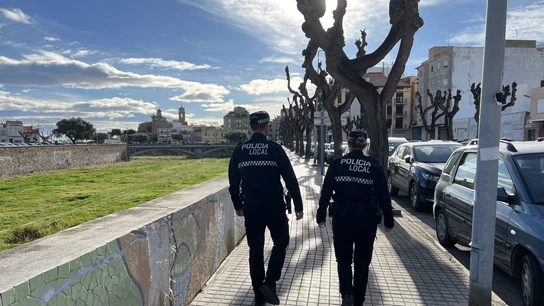 Desalojan un edificio entero en Castellón por grietas que amenazaban con colapsarlo Desalojan un edificio entero en Castellón por grietas que amenazaban con colapsarlo