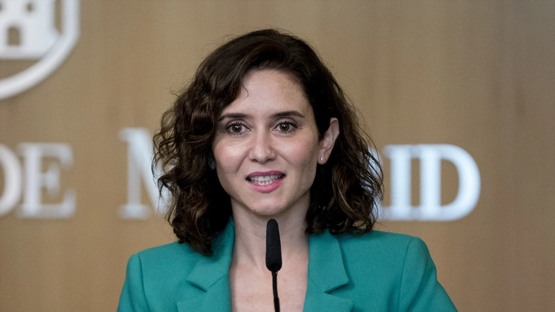 La presidenta en funciones de la Comunidad de Madrid, Isabel Díaz Ayuso, comparece ante los medios de comunicación.