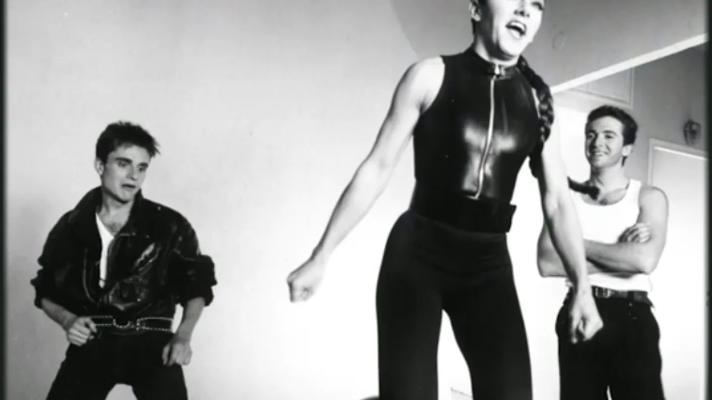 Esta es la canción de Mecano (cantada en francés por Ana Torroja) que fue Nº1 en Francia durante 8 semanas seguidas Esta es la canción de Mecano (cantada en francés por Ana Torroja) que fue Nº1 en Francia durante 8 semanas seguidas