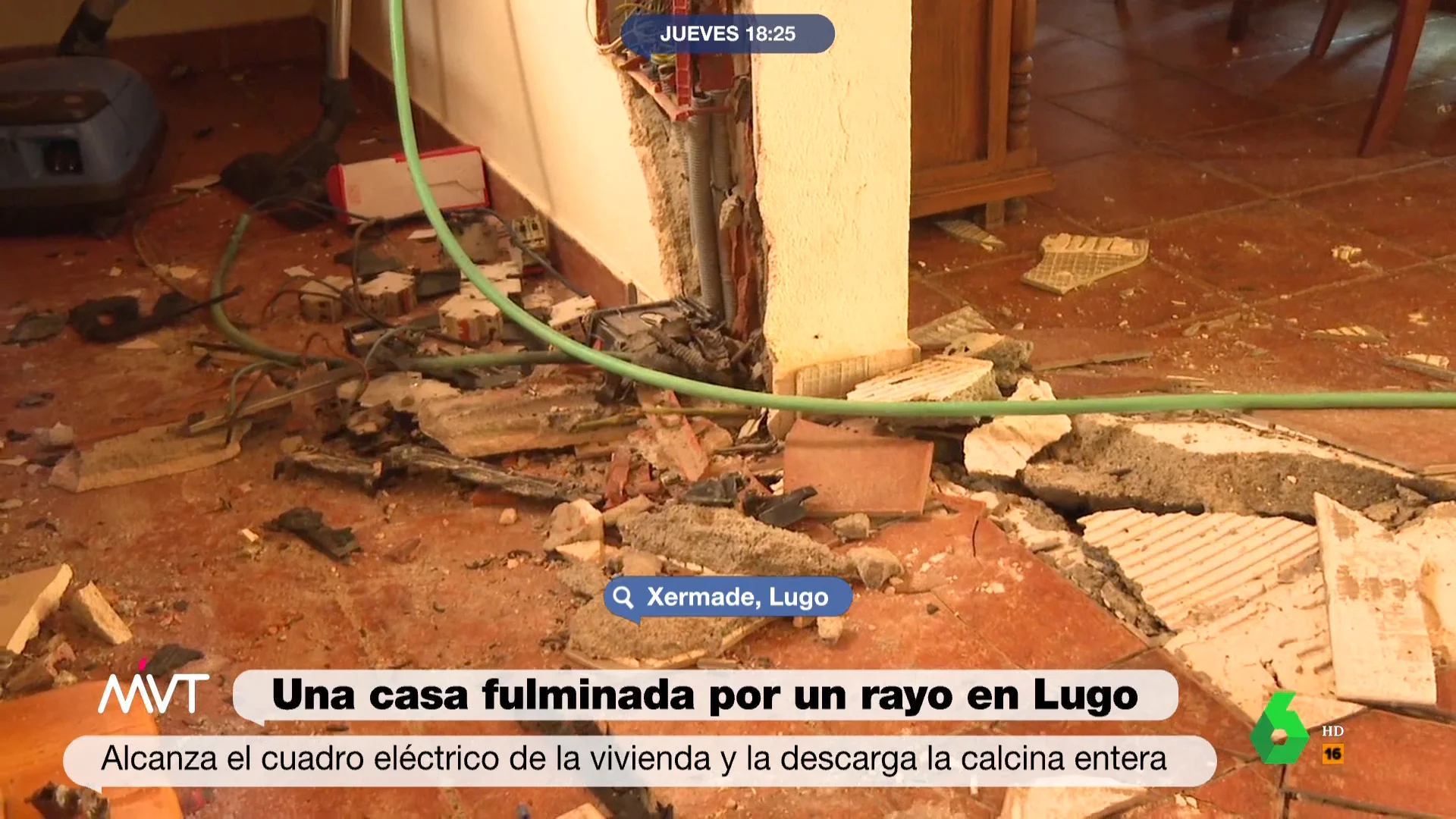 Un rayo fulmina una casa en Lugo