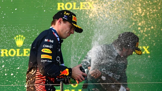 Verstappen y Alonso en el podio Verstappen y Alonso en el podio