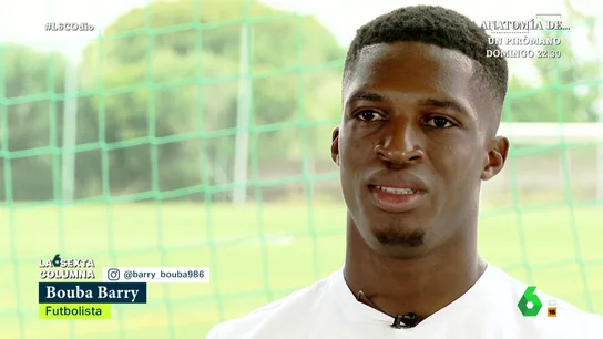Un futbolista, sobre el racismo que sufre dentro y fuera del campo "Te sientes como una mierda", afirma a laSexta Columna Bouba Barry, un joven futbolista negro que en este vídeo explica cómo vivió los insultos racistas a Vinicius Jr. y detalla los episodios que ha sufrido en sus propias carnes por su color de piel.