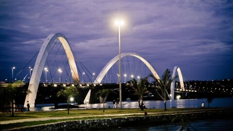 Puente Juscelino Kubitschek