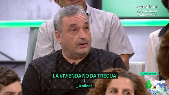 Óscar, que ha tenido que volver a casa de sus padres con sus hijos Óscar, que ha tenido que volver a casa de sus padres con sus hijos