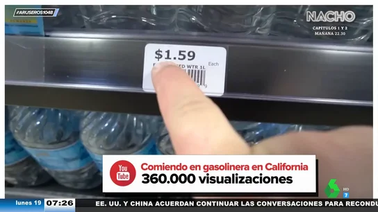 El descubrimiento de unos youtubers españoles sobre las gasolineras de EEUU: "Es más cara el agua que la Coca-Cola" El descubrimiento de unos youtubers españoles sobre las gasolineras de EEUU: "Es más cara el agua que la Coca-Cola"