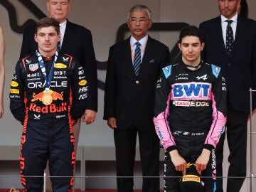 Max Verstappen y Esteban Ocon