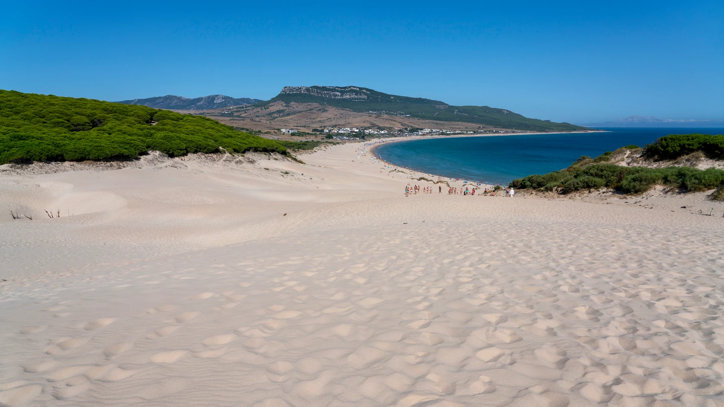 Playa de Bolonia, en Cádiz Playa de Bolonia, en Cádiz