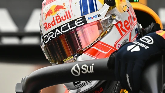 Max Verstappen se baja del Red Bull Max Verstappen se baja del Red Bull