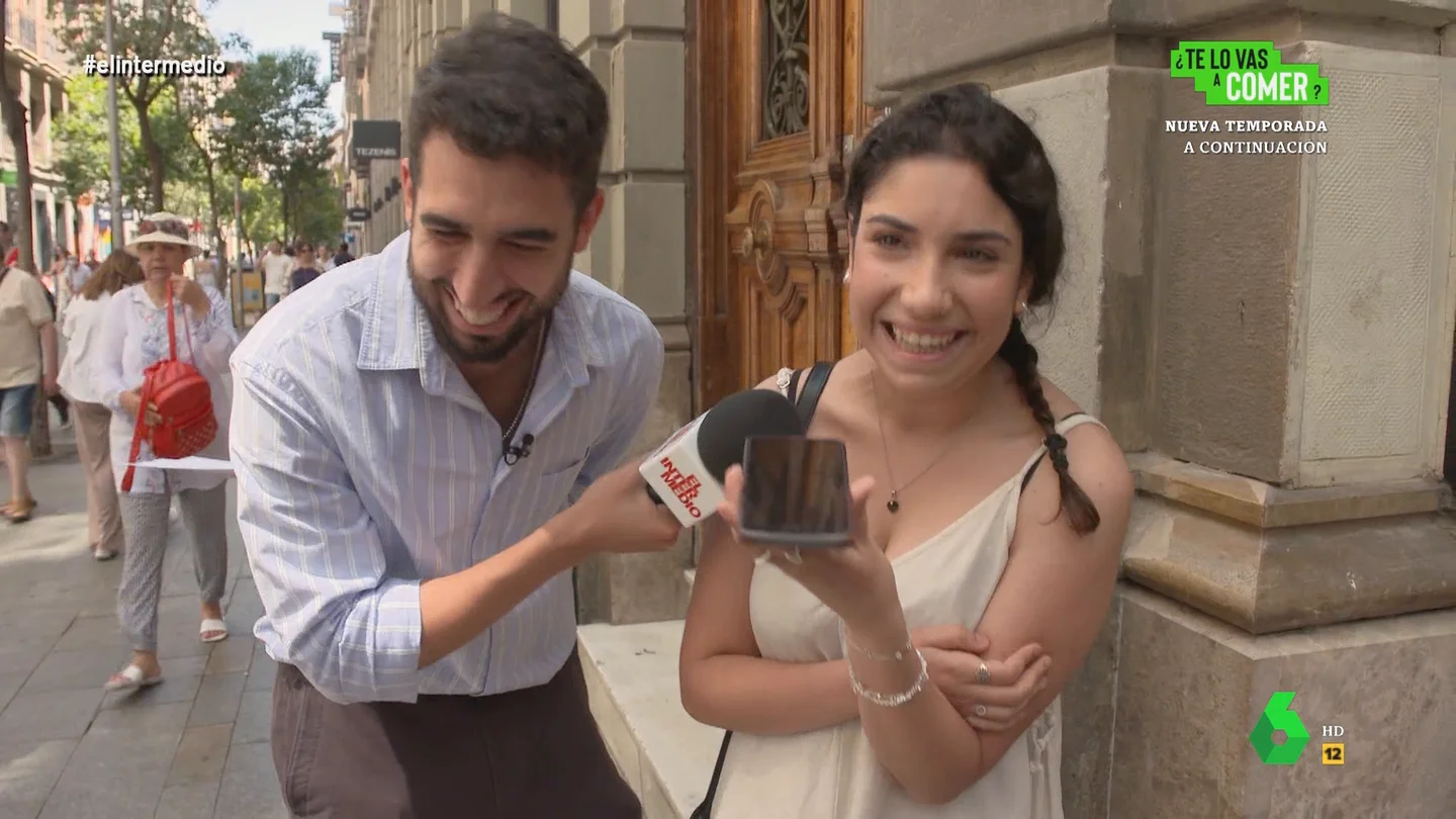 Una joven confiesa una mentira a su padre en plena entrevista de Isma Juárez "Les dije que me quedé en un sitio y acabé en otro pueblo con los amigos de mi primo, en una piscina", admite una joven a Isma Juárez, que le pide que le cuente la verdad a su padre en plena entrevista. La reacción del progenitor, en este vídeo.