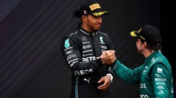 Saludo entre Lewis Hamilton y Fernando Alonso