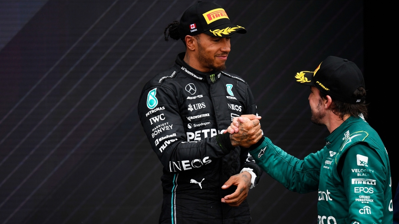¿Nuevo dardo de Hamilton a Alonso? Atención al detalle de su última publicación en redes