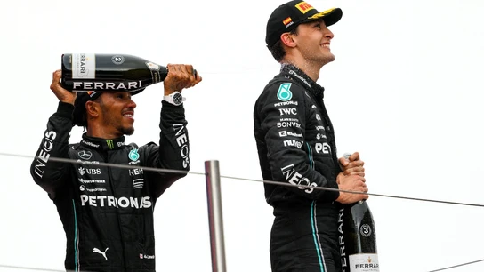 Lewis Hamilton y George Russell Lewis Hamilton y George Russell