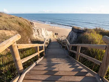 Playa de Cuesta Maneli, en Huelva Playa de Cuesta Maneli, en Huelva