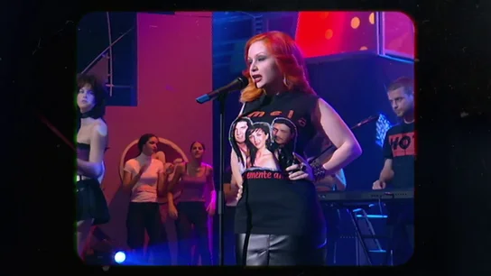 Así fue el valiente gesto de Alaska cuando se despreciaba a Camela: "Soy fan de ellos porque no van de nada que no sean" Así fue el valiente gesto de Alaska cuando se despreciaba a Camela: "Soy fan de ellos porque no van de nada que no sean"